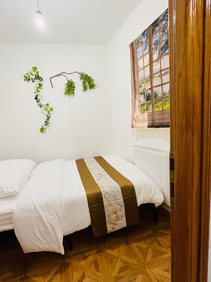 Dream Dwell Paris-Two-Bedroom Flat Near Pompidou Centre Buitenkant foto